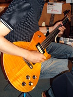 Frank Hartung Embrace Solid - TOKYO GUITAR SHOW